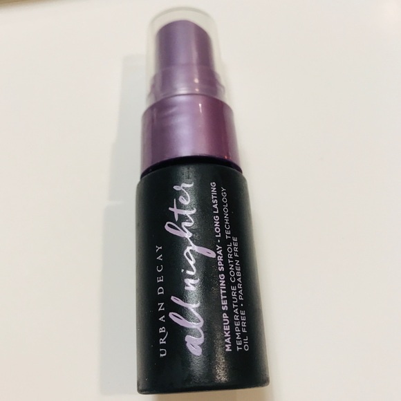 ✨5 for 30✨Urban Decay All Nighter Setting Spray - Picture 2 of 3